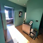 With Private Balcony On The Dora River Daire *