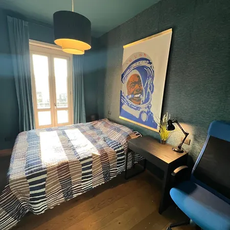 Apartment With Private Balcony On The Dora River Turin