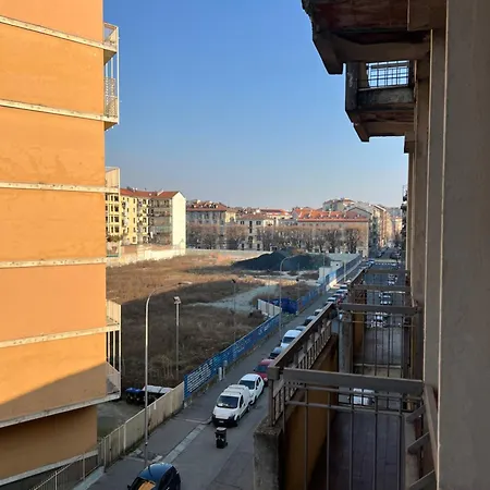 With Private Balcony On The Dora River Torino