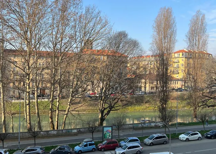 With Private Balcony On The Dora River Lejlighed Torino